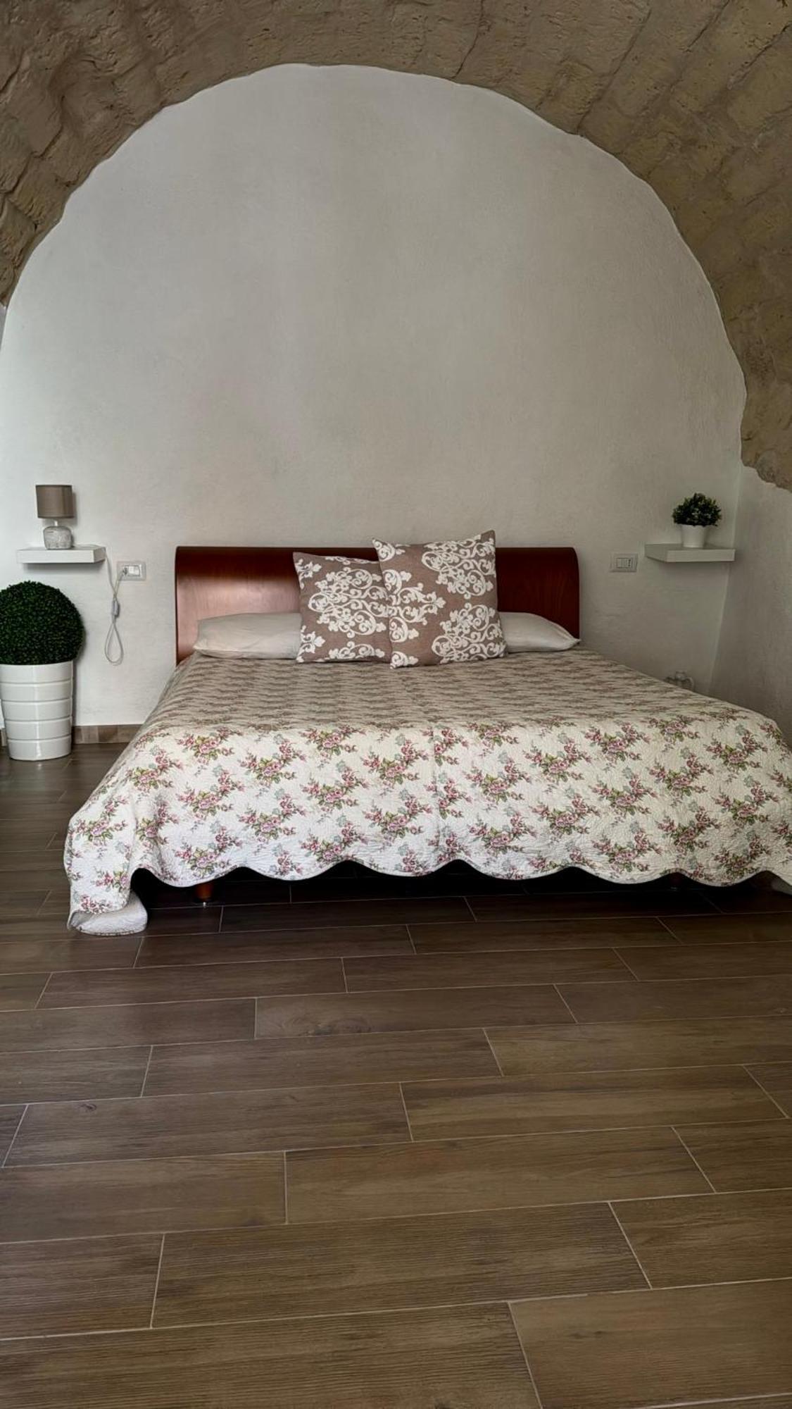 Loft Albicocca 2 Hotel Bari Ngoại thất bức ảnh